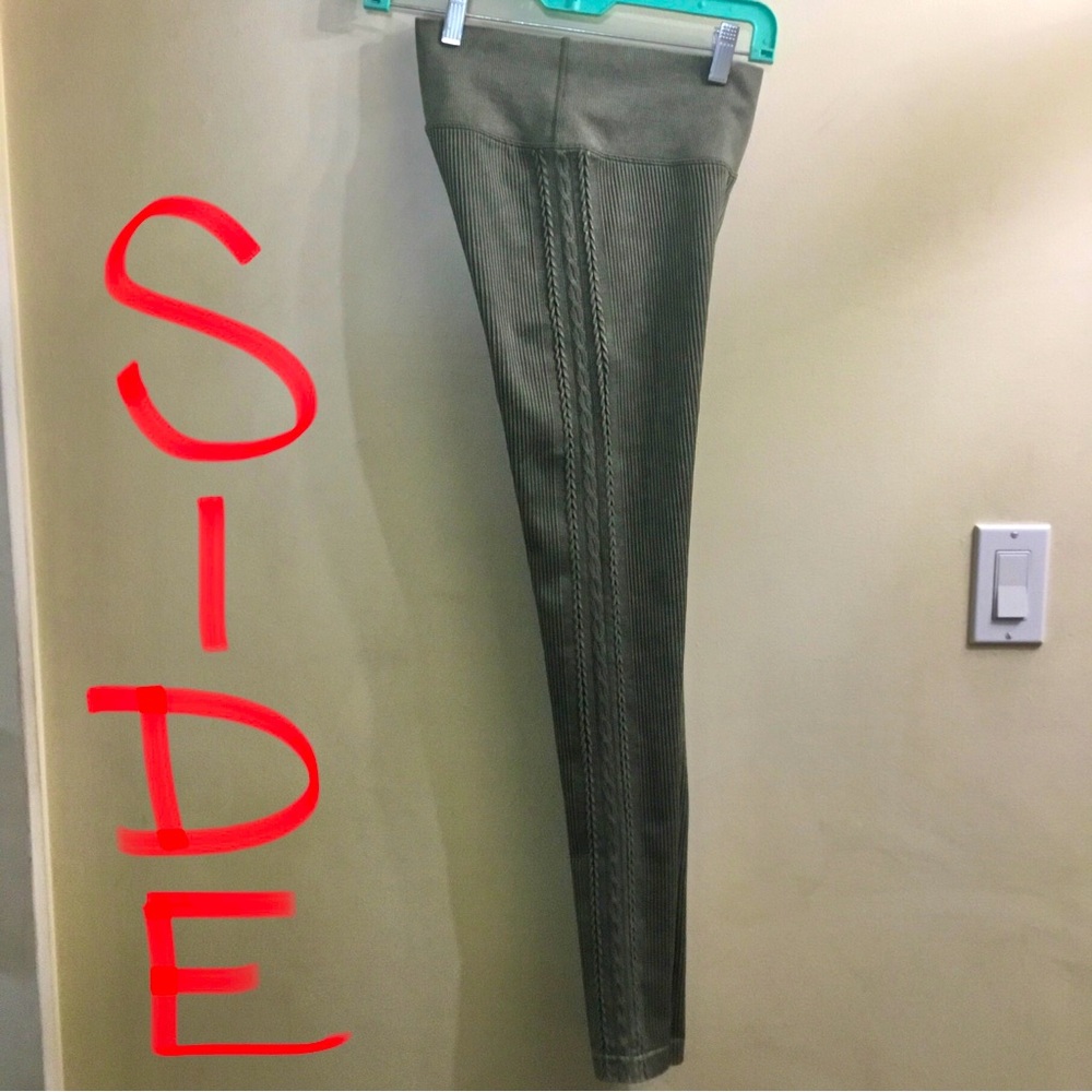 NWT Aerie Offline hi-rise army/olive green leggings